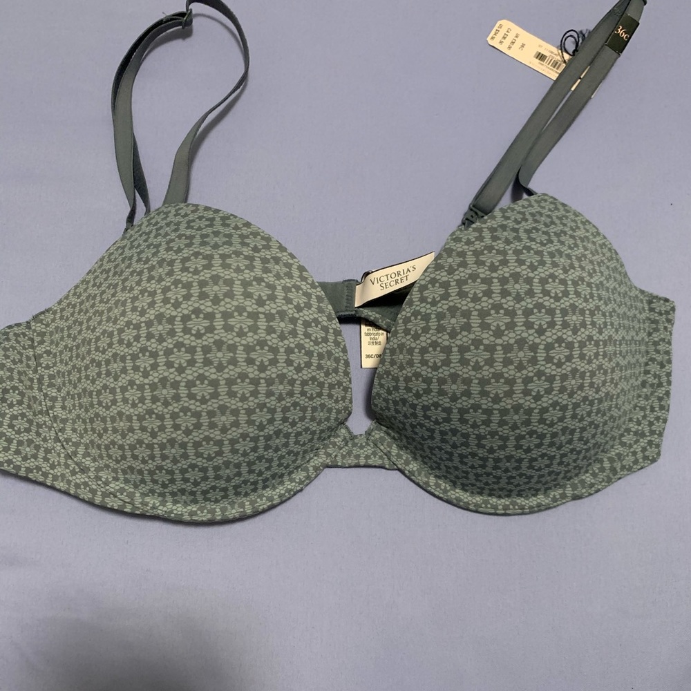 Victoria’s Secret Bra